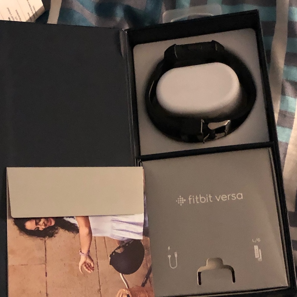 Fitbit versa - Picture 4 of 4